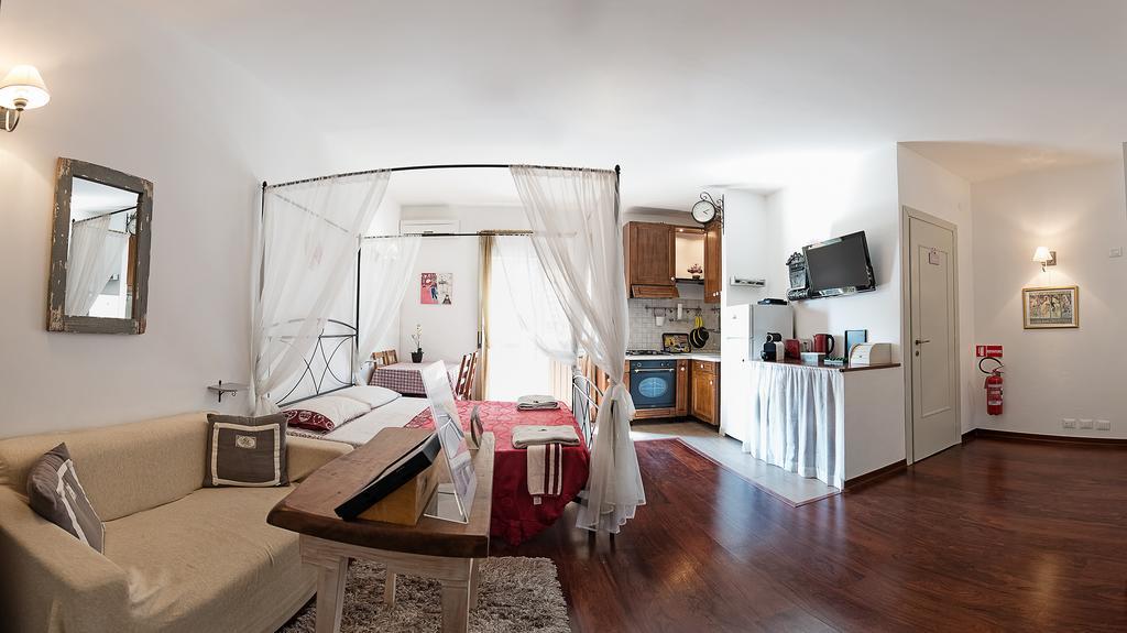 Ostia Holiday Levante Екстер'єр фото